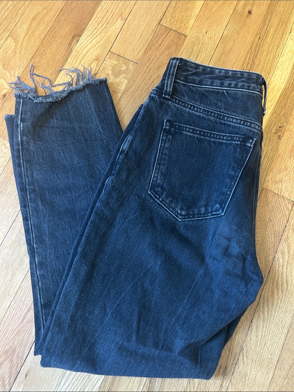 Abercrombie & Fitch Black Frayed Hem Ankle Jeans